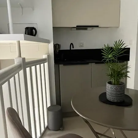 Agreable Au Centre * La Rochelle (Charente-Maritime)